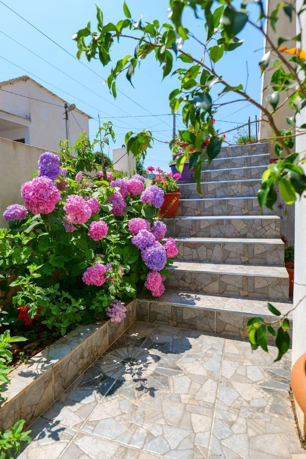 Ilias House Hotel Ksamil Buitenkant foto