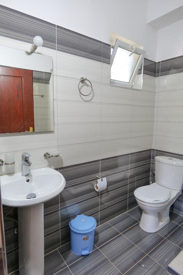Ilias House Hotel Ksamil Buitenkant foto