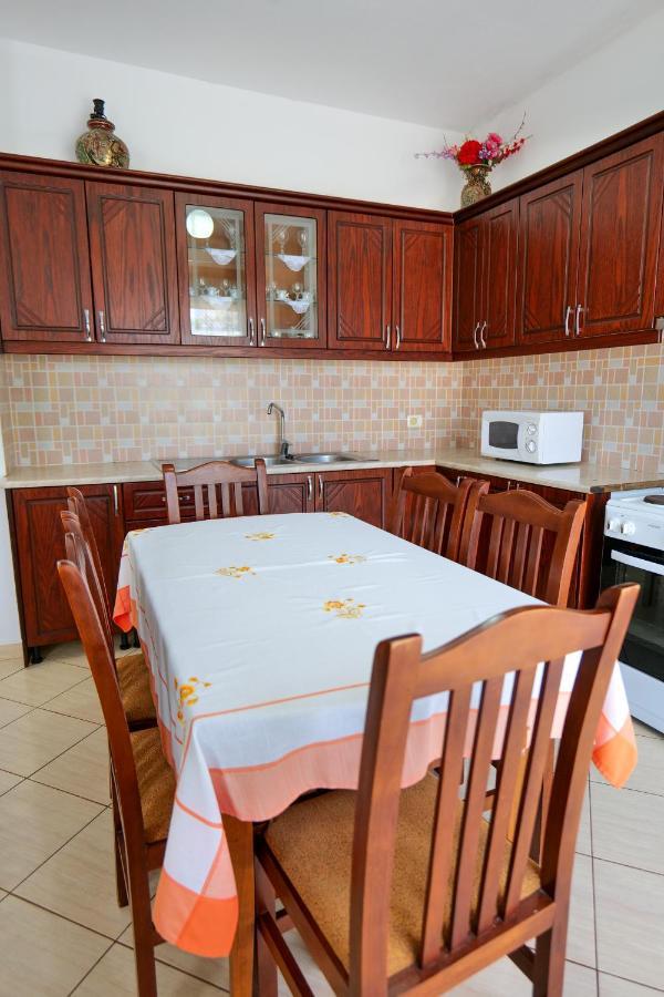 Ilias House Hotel Ksamil Buitenkant foto