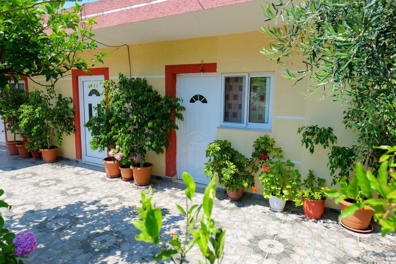Ilias House Hotel Ksamil Buitenkant foto