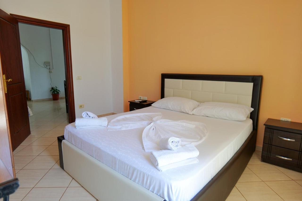 Ilias House Hotel Ksamil Buitenkant foto