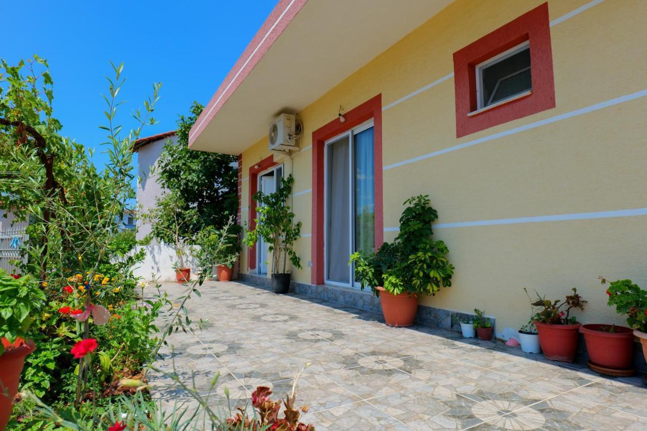 Ilias House Hotel Ksamil Buitenkant foto
