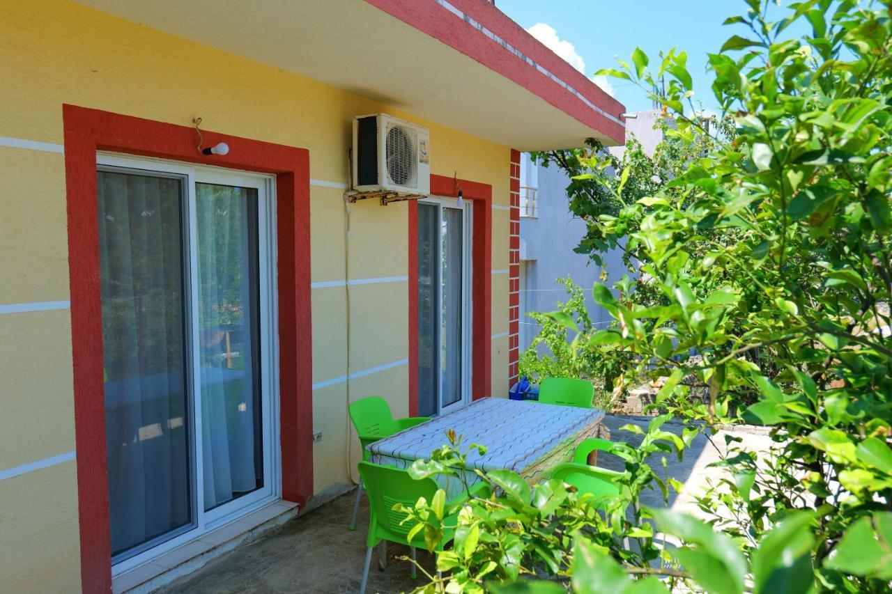 Ilias House Hotel Ksamil Buitenkant foto