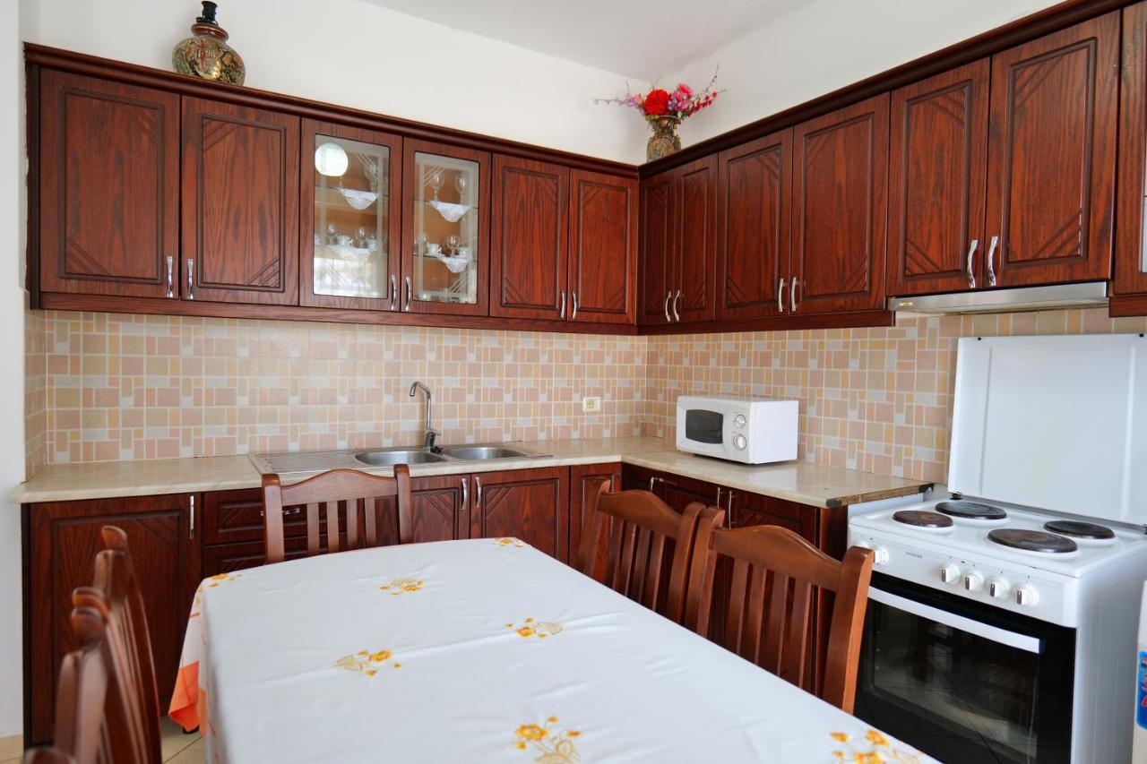 Ilias House Hotel Ksamil Buitenkant foto